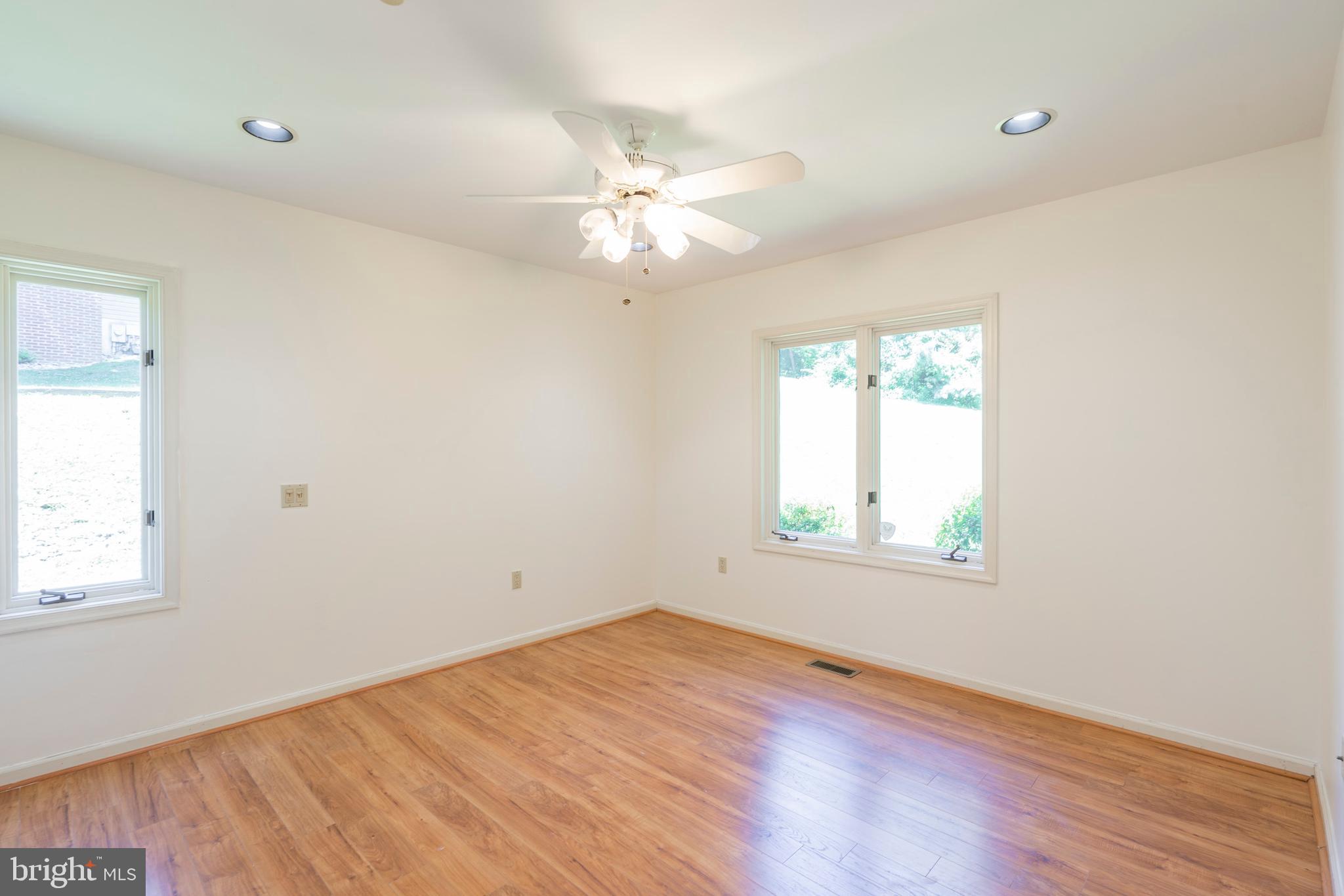 841 Hunt Road Newtown Square, PA 19073 - Photo 26 of 56 1st floor bedroom