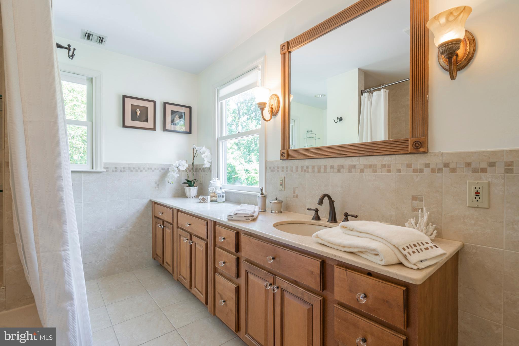 841 Hunt Road Newtown Square, PA 19073 - Photo 34 of 56 Double vanity master bath