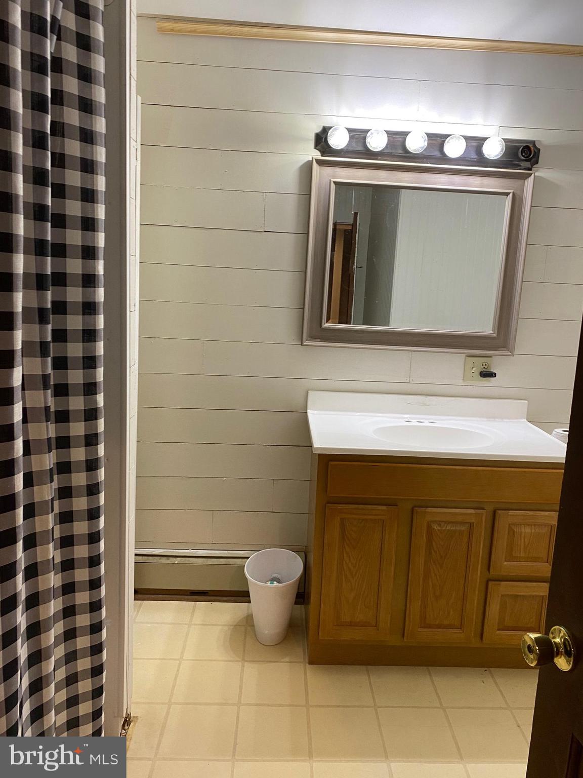 3867 Harvest Road Elizabethtown, PA 17022 - Photo 27 of 50 Full bath