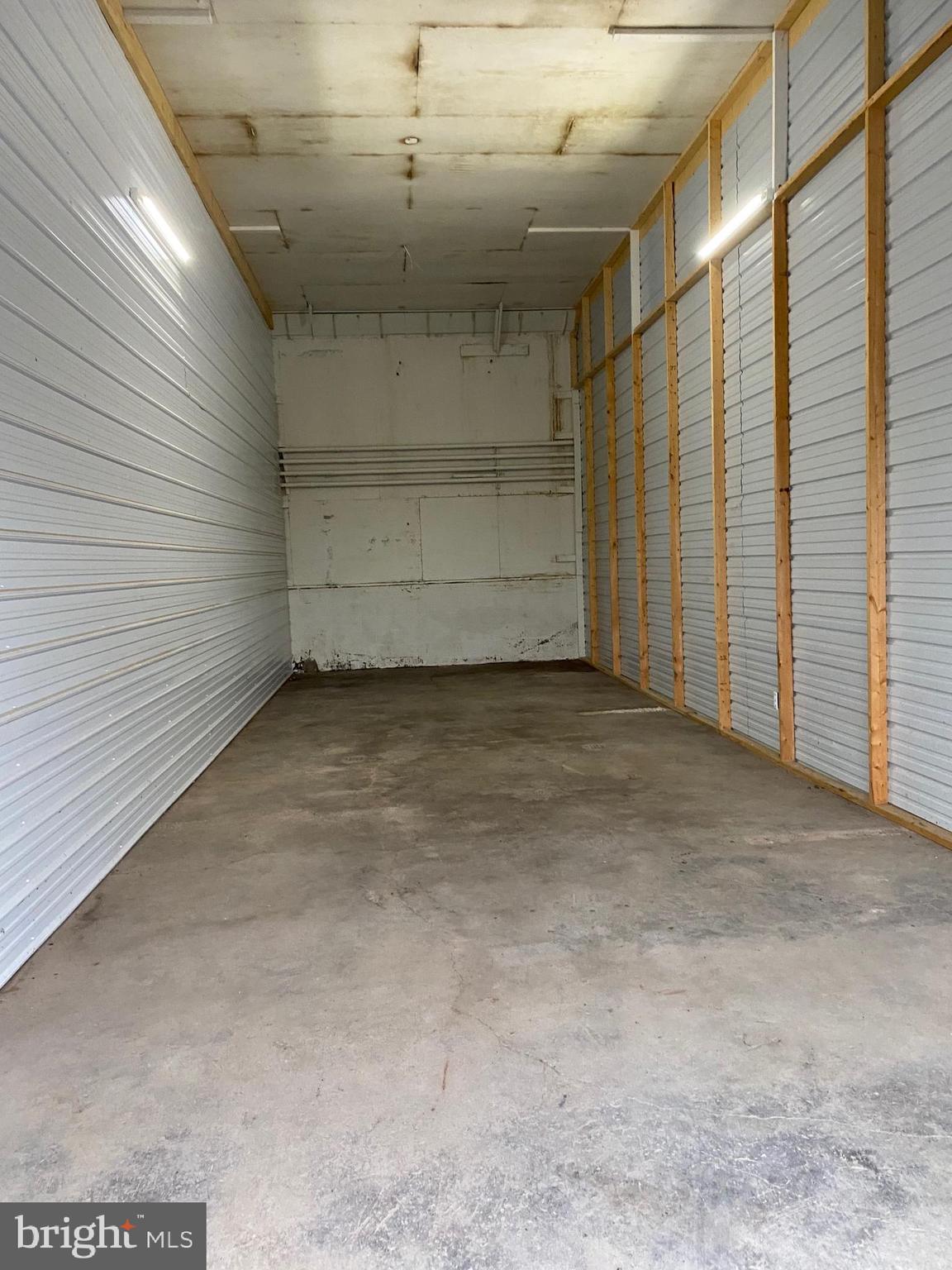 3867 Harvest Road Elizabethtown, PA 17022 - Photo 43 of 50 Inside a storage unit