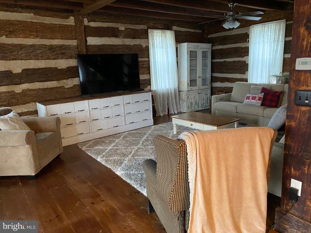 3867 Harvest Road Elizabethtown, PA 17022 - Photo 7 of 50 LR