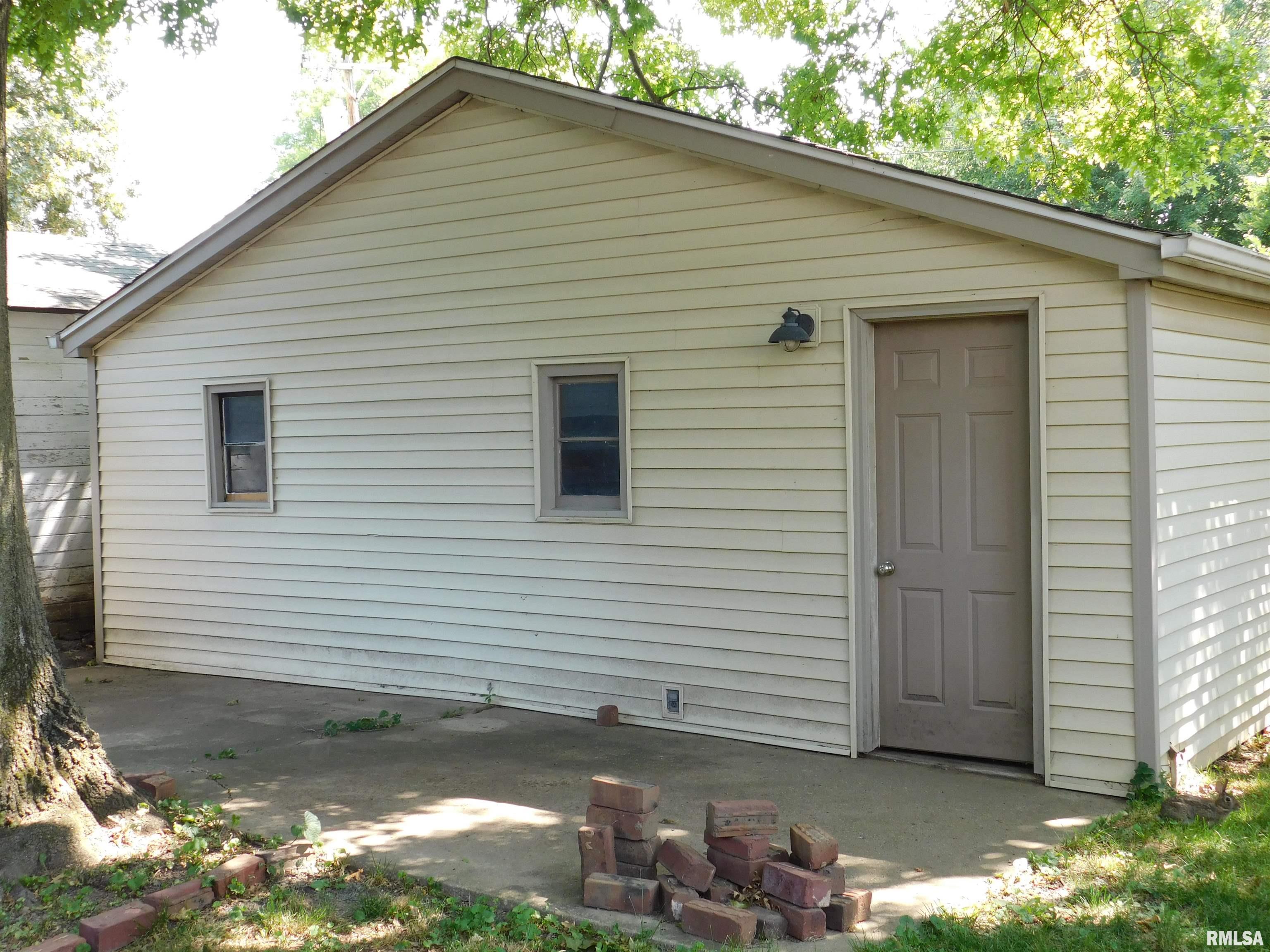 1916 North 5th Street Springfield, IL 62702 - Photo 29 of 32