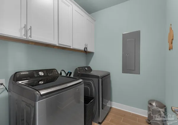 $1,480,000 | 1477 Seaside Circle, Navarre Beach, FL 32566