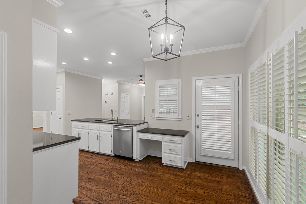 104 Sandy Springs Road Dothan, AL 36303 - Photo 10 of 59