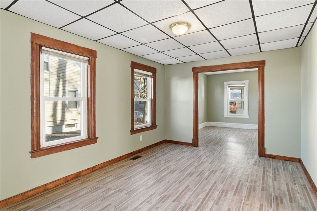114 Monrovia Street Springfield, MA 01104 - Photo 14 of 42 Gallery Image 14