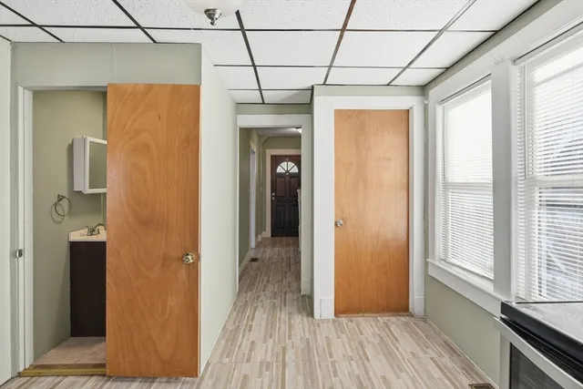 $275,000 | 114 Monrovia Street, Springfield, MA 01104