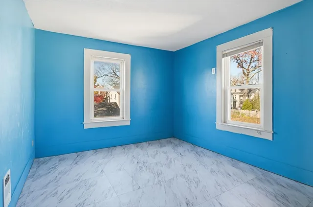 $285,000 | 114 Monrovia Street, Springfield, MA 01104