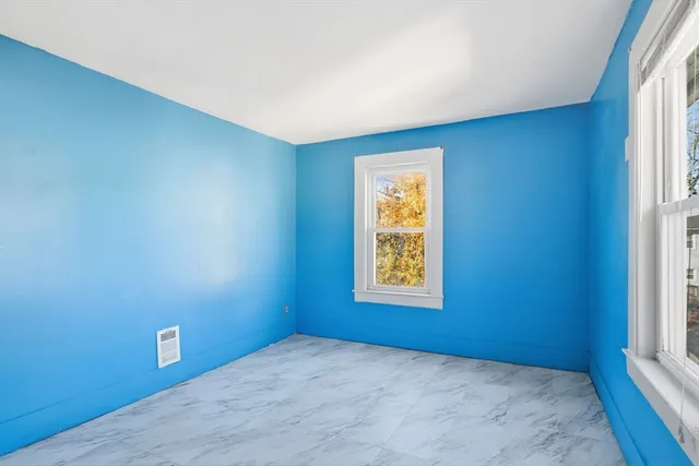 $275,000 | 114 Monrovia Street, Springfield, MA 01104