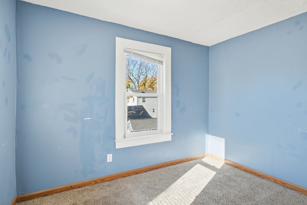 114 Monrovia Street Springfield, MA 01104 - Photo 28 of 42 Gallery Image 28
