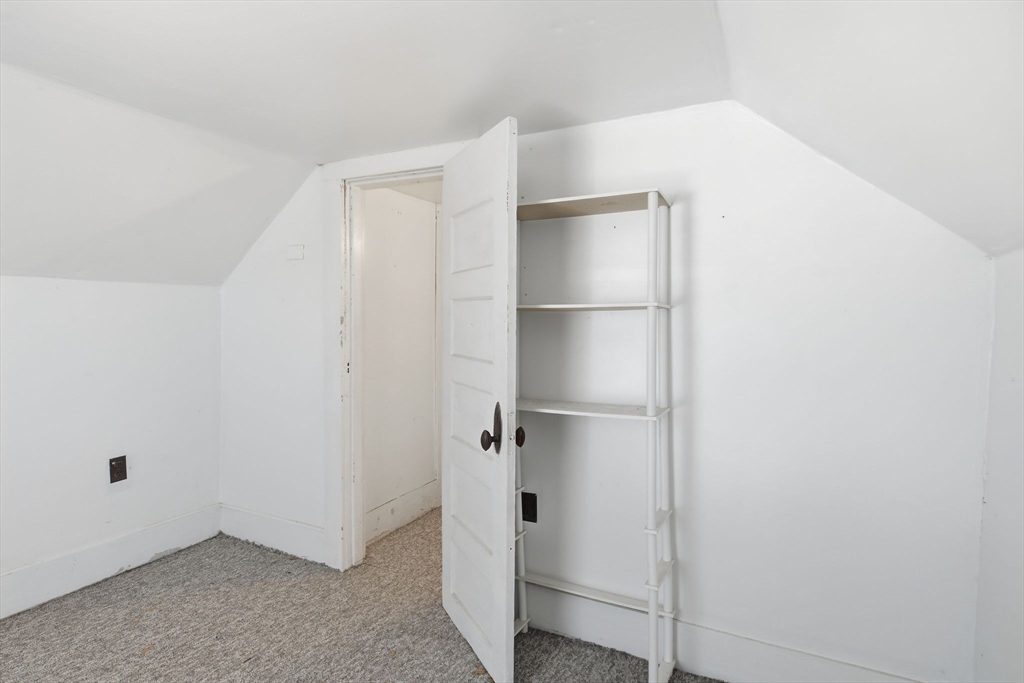 114 Monrovia Street Springfield, MA 01104 - Photo 31 of 37