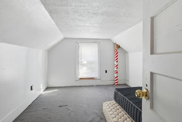 $275,000 | 114 Monrovia Street, Springfield, MA 01104