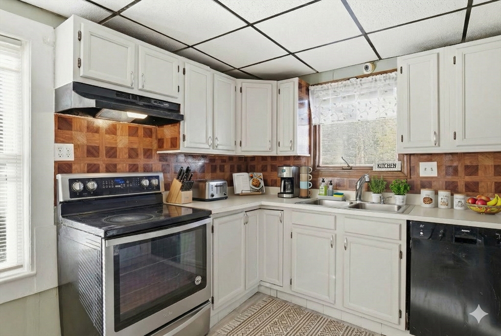 114 Monrovia Street Springfield, MA 01104 - Photo 39 of 42 Gallery Image 39