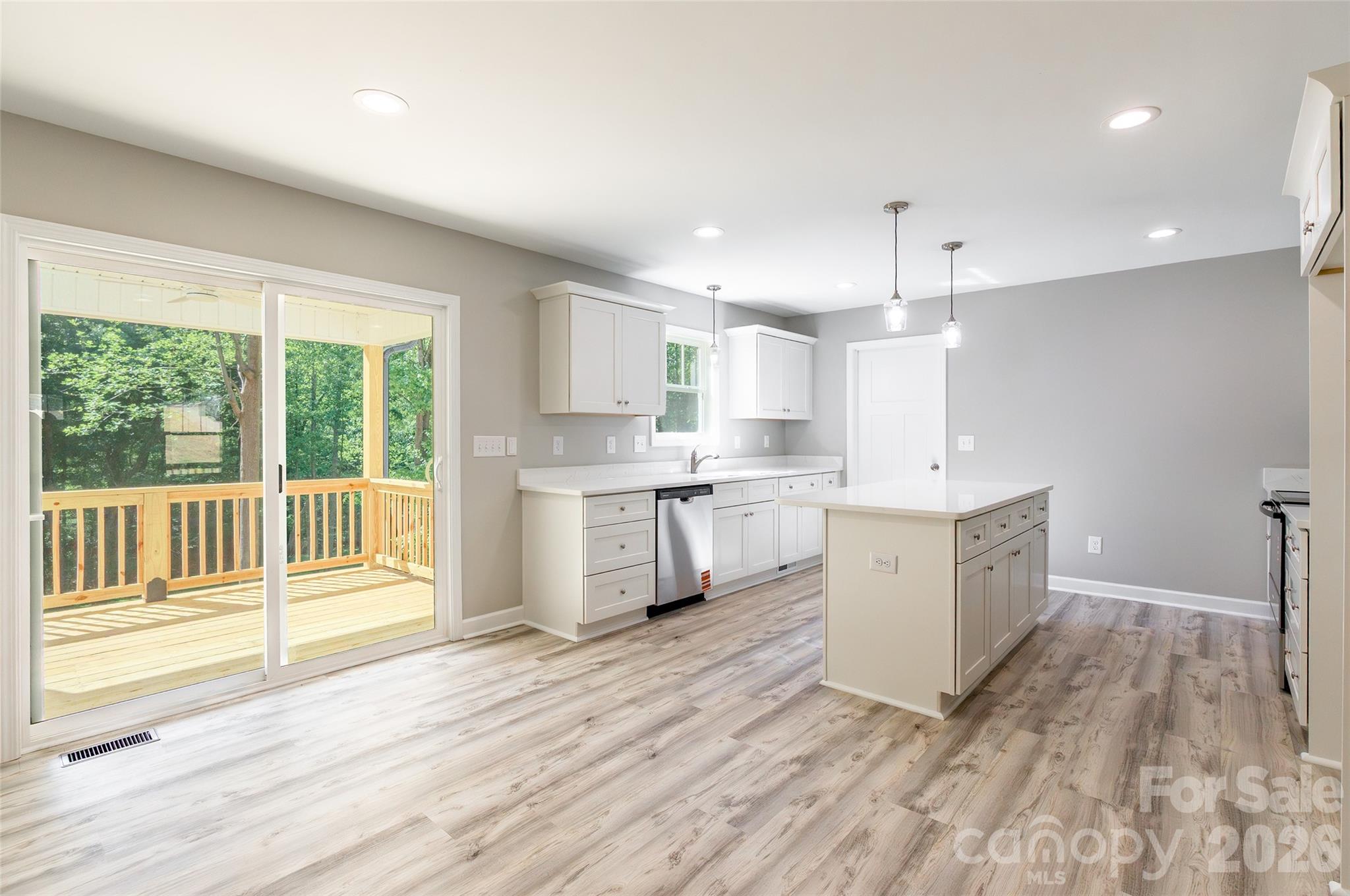 1630 Riddle Rd Extension Clover, SC 29710 - Photo 11 of 47