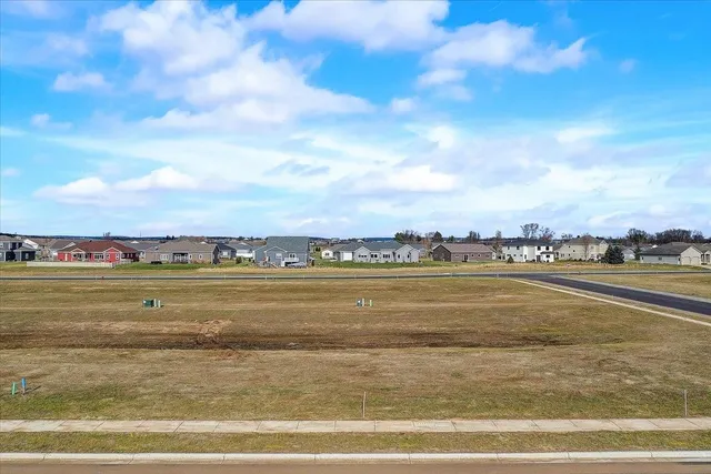 $91,900 | 229 Falcon, Sauk City, WI 53583