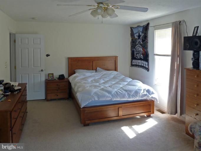 193 Cliffside Road Linden, VA 22642 - Photo 21 of 29 Bedroom (Master)