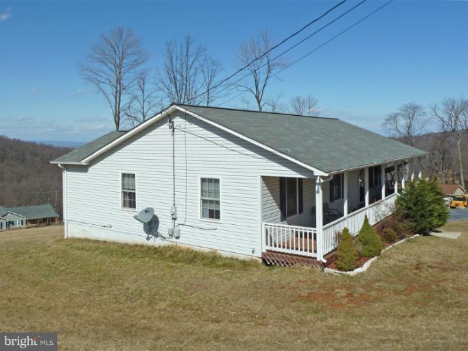 193 Cliffside Road Linden, VA 22642 - Photo 24 of 29 Exterior (Front)