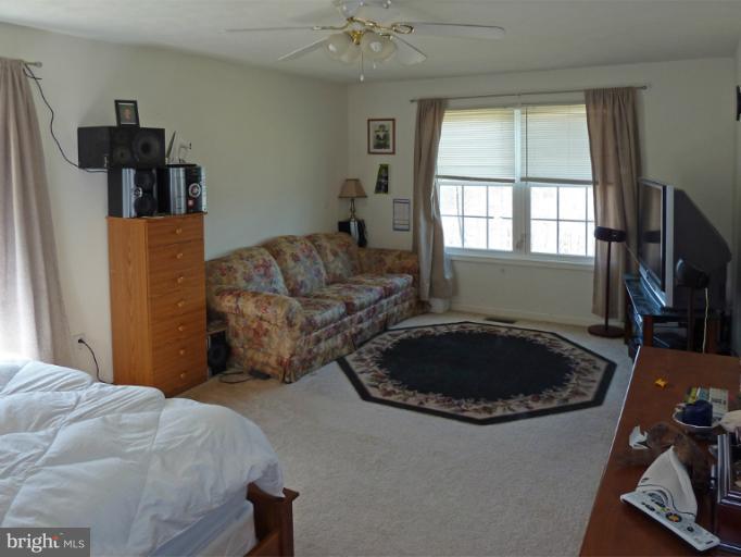 193 Cliffside Road Linden, VA 22642 - Photo 27 of 29 Bedroom (Master)