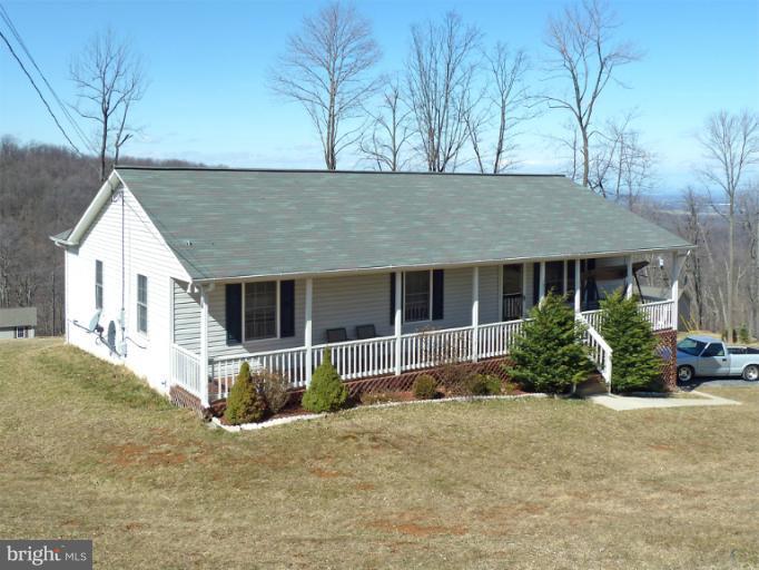 193 Cliffside Road Linden, VA 22642 - Photo 4 of 29 Exterior (Front)