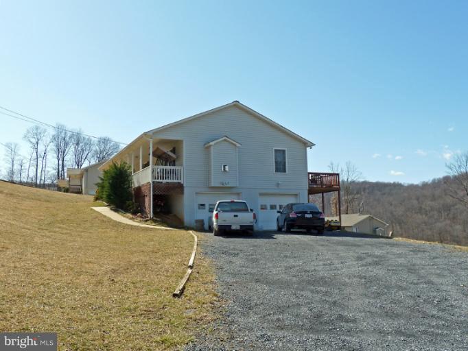 193 Cliffside Road Linden, VA 22642 - Photo 10 of 29 Exterior (Rear)