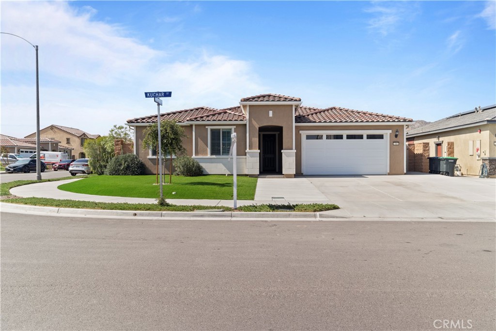 760 Kuchar Street Perris, CA 92571 - Photo 1 of 31