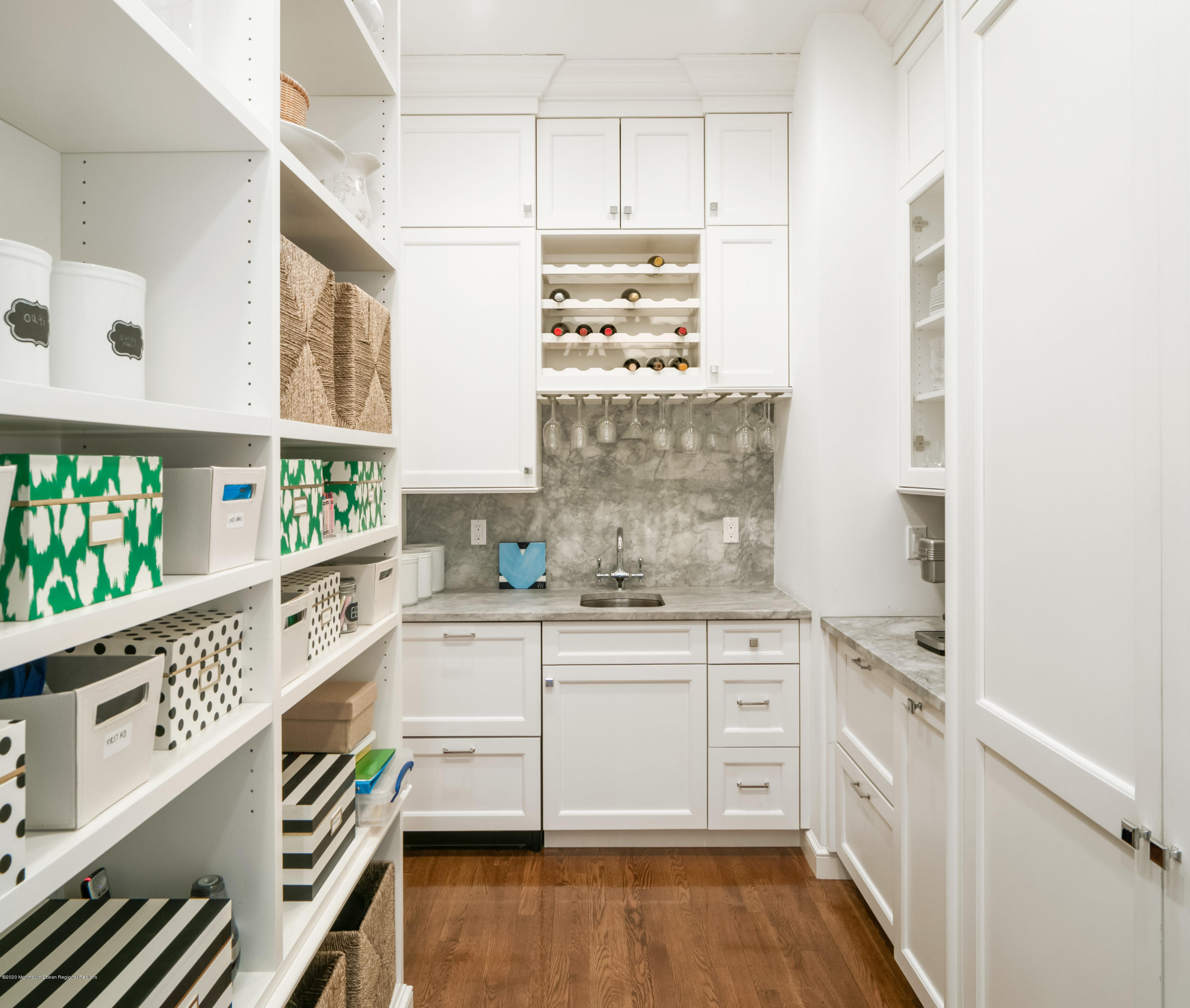 895 River Road Fair Haven, NJ 07704 - Photo 12 of 43 895 River Rd Fair Haven NJ-print-040-49-