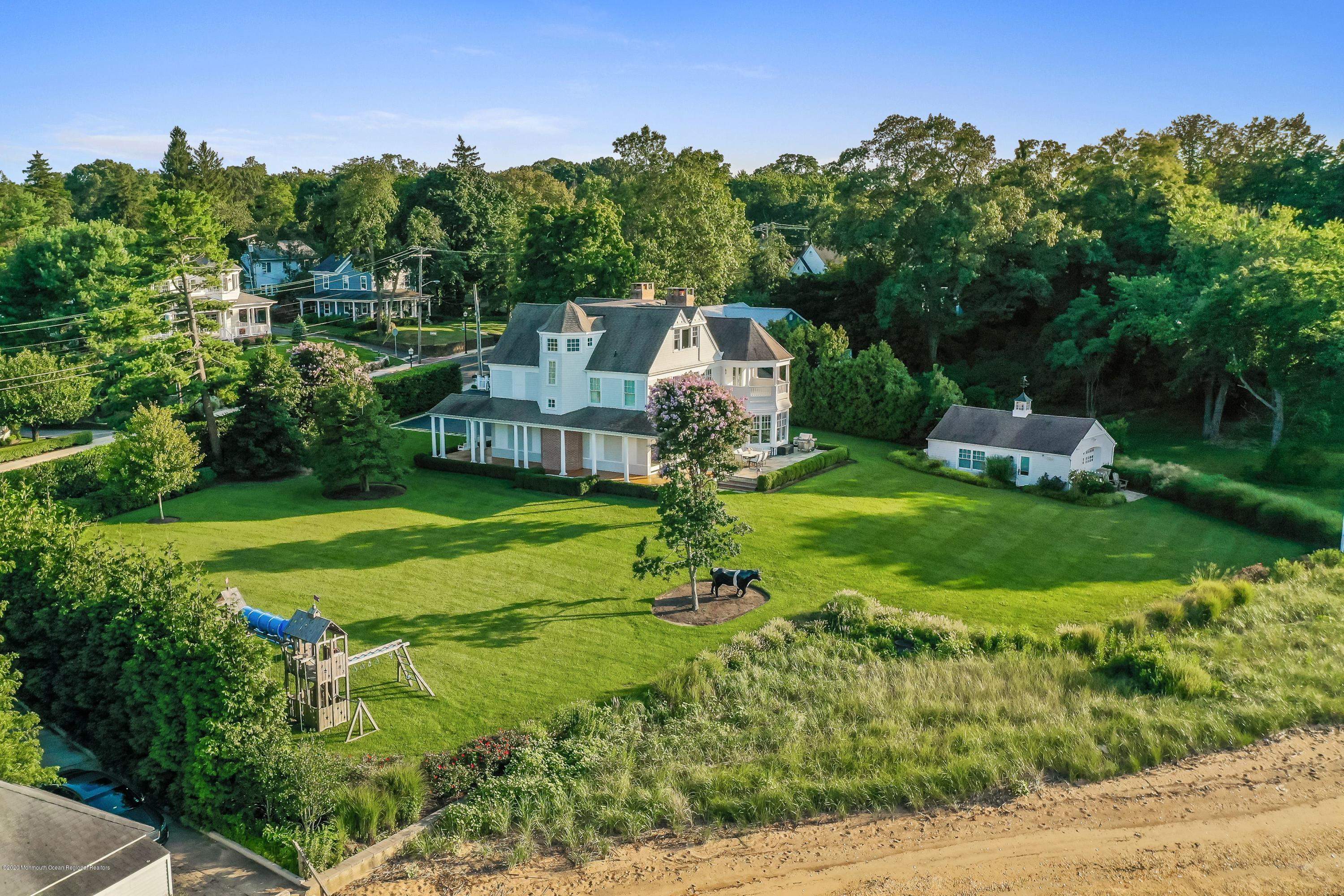 895 River Road Fair Haven, NJ 07704 - Photo 2 of 43 021_895_RIVER_ROAD_FAIRHAVEN_NJ_07704_27