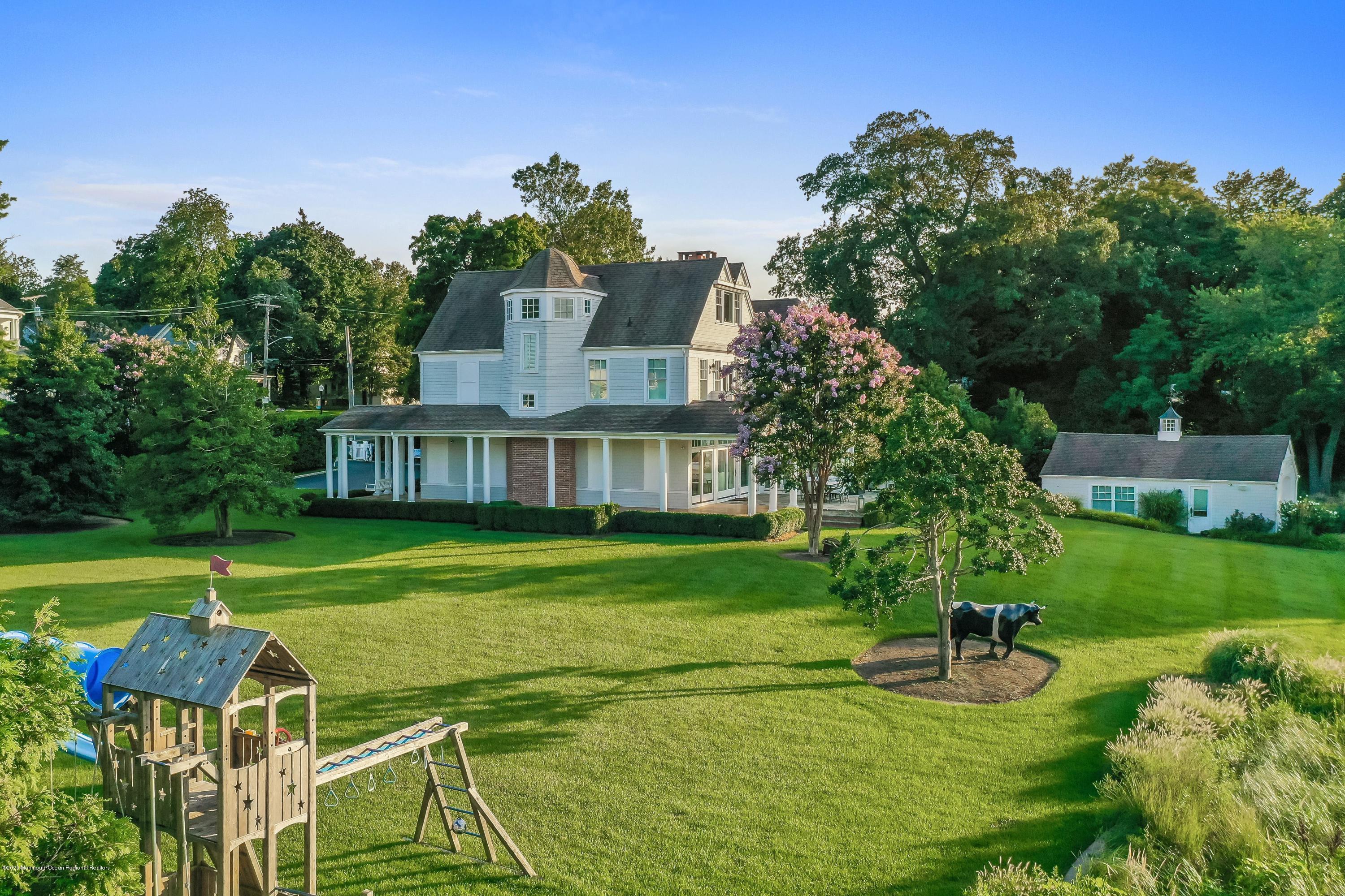 895 River Road Fair Haven, NJ 07704 - Photo 36 of 43 002_895_RIVER_ROAD_FAIRHAVEN_NJ_07704_27