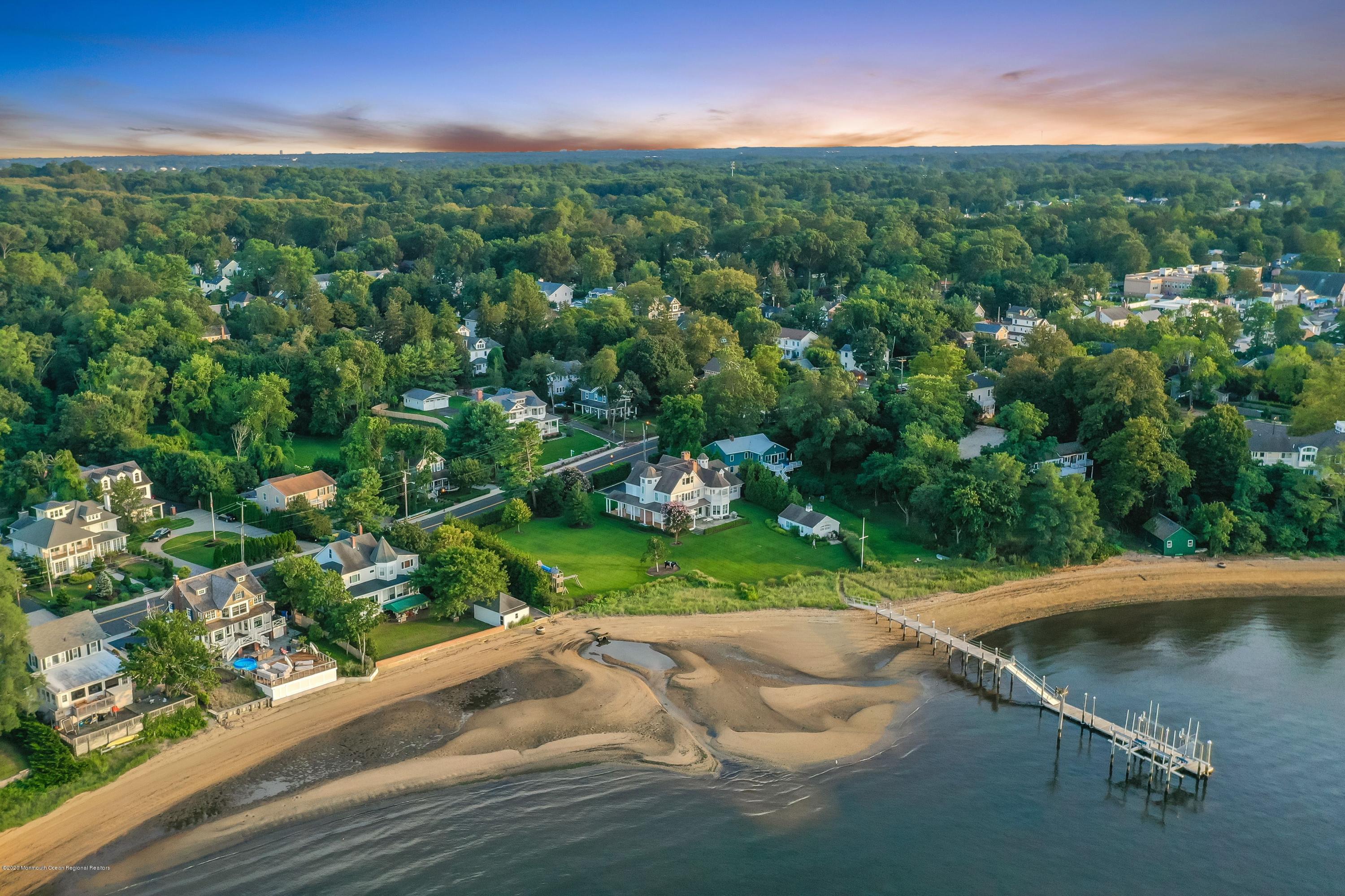 895 River Road Fair Haven, NJ 07704 - Photo 39 of 43 011_895_RIVER_ROAD_FAIRHAVEN_NJ_07704_27