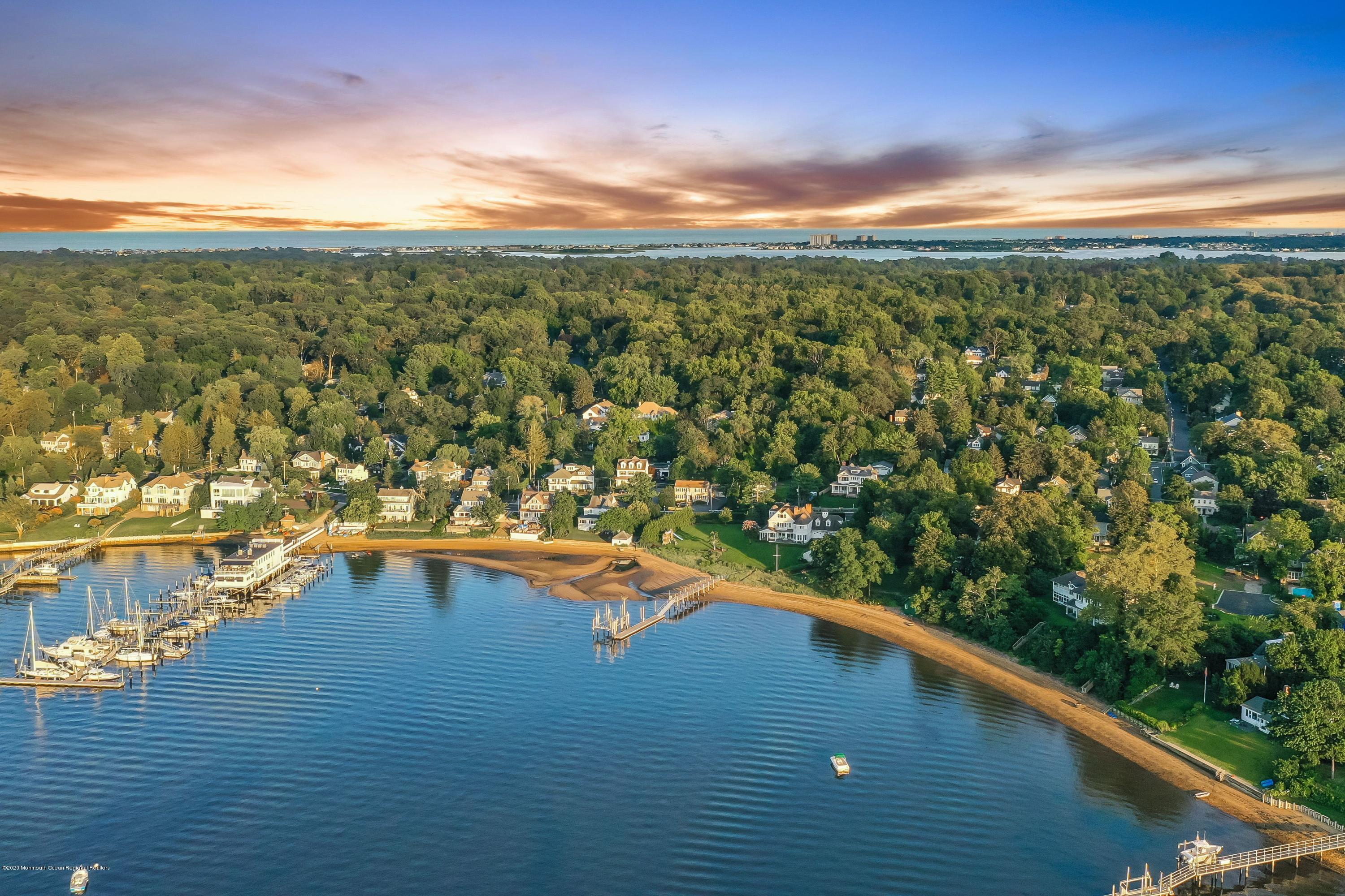 895 River Road Fair Haven, NJ 07704 - Photo 41 of 43 016_895_RIVER_ROAD_FAIRHAVEN_NJ_07704_27