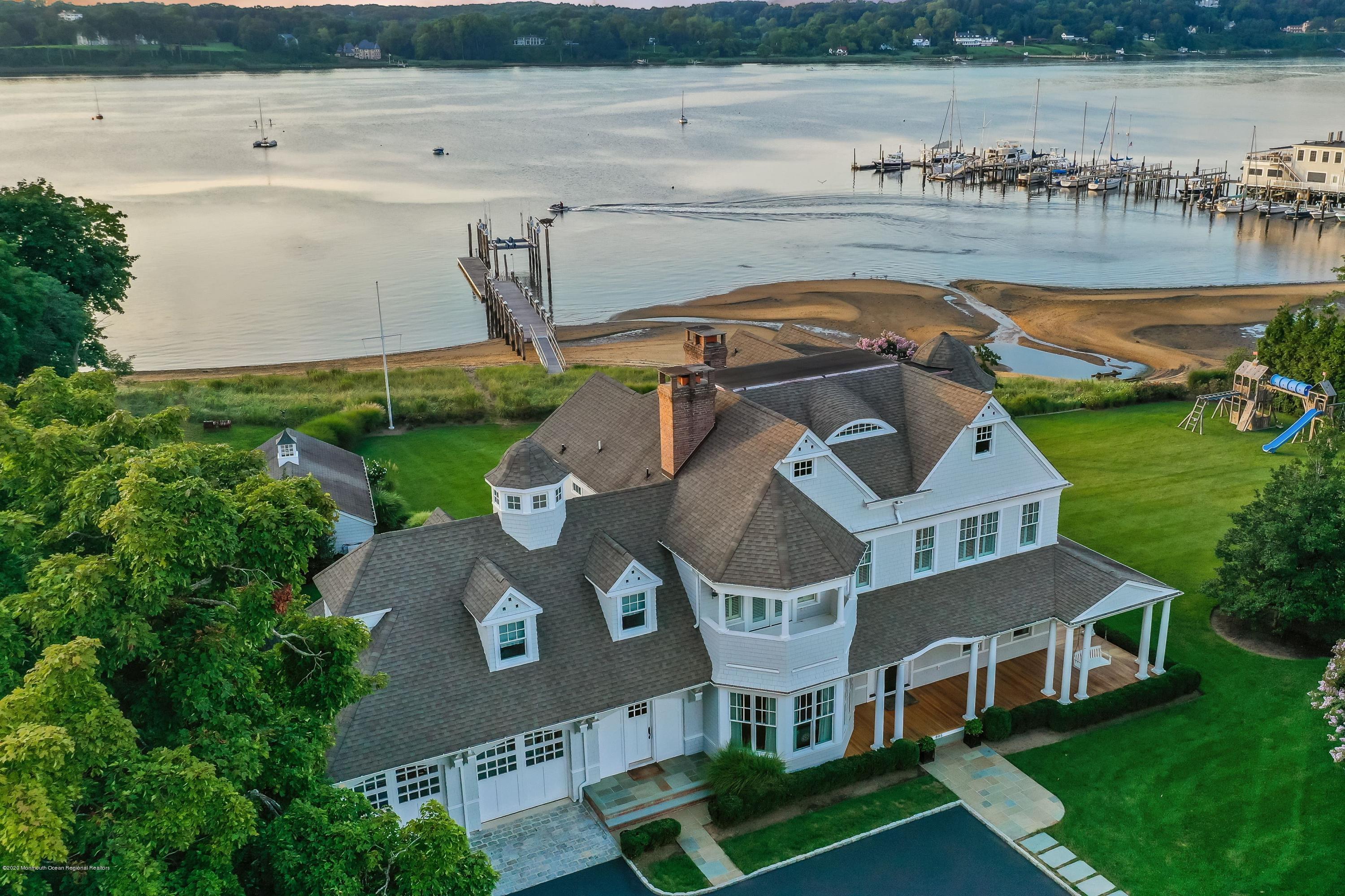 895 River Road Fair Haven, NJ 07704 - Photo 42 of 43 019_895_RIVER_ROAD_FAIRHAVEN_NJ_07704_27