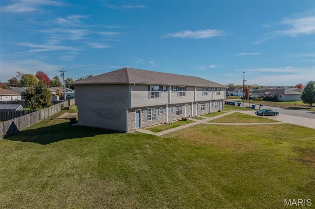 $2,200,000 | 1215 Glenridge Street, Unit 5 6 7 8 9, Lebanon, MO 65536