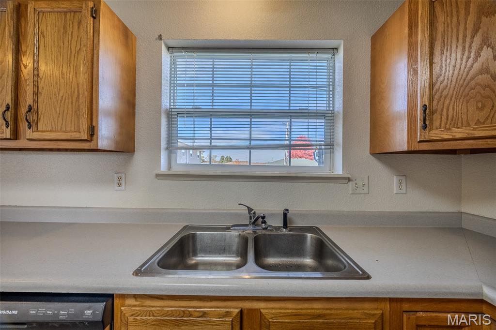 1215 Glenridge Street, Unit 5 6 7 8 9 Lebanon, MO 65536 - Photo 26 of 66