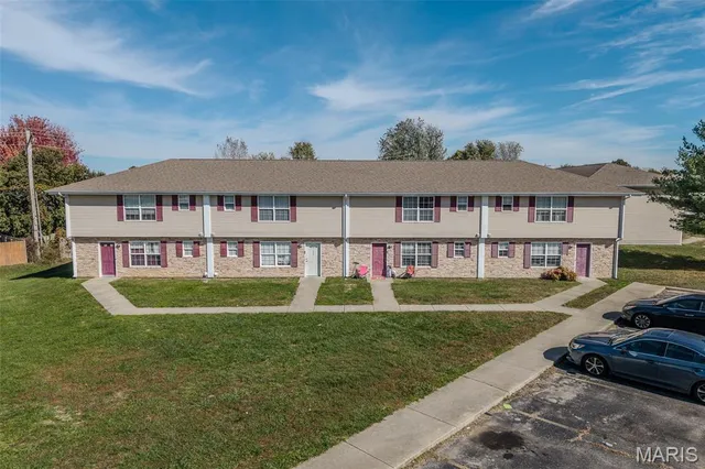 $2,200,000 | 1215 Glenridge Street, Unit 5 6 7 8 9, Lebanon, MO 65536