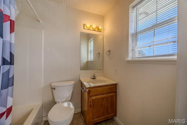 $2,200,000 | 1215 Glenridge Street, Unit 5 6 7 8 9, Lebanon, MO 65536