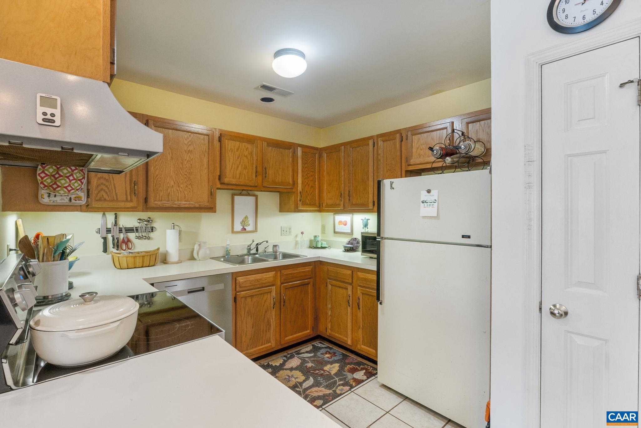1 Ridgeview Circle Charlottesville, VA 22902 - Photo 10 of 33 Gallery Image 10