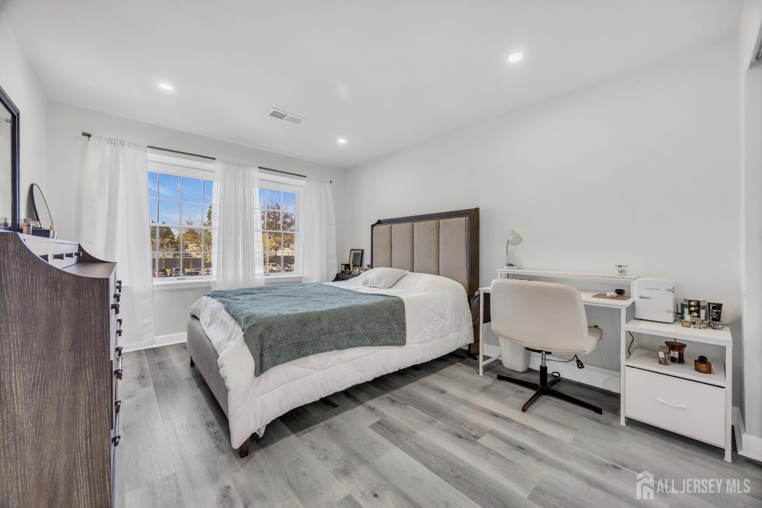 1021 Edpas Road New Brunswick, NJ 08901 - Photo 13 of 21 Gallery Image 13