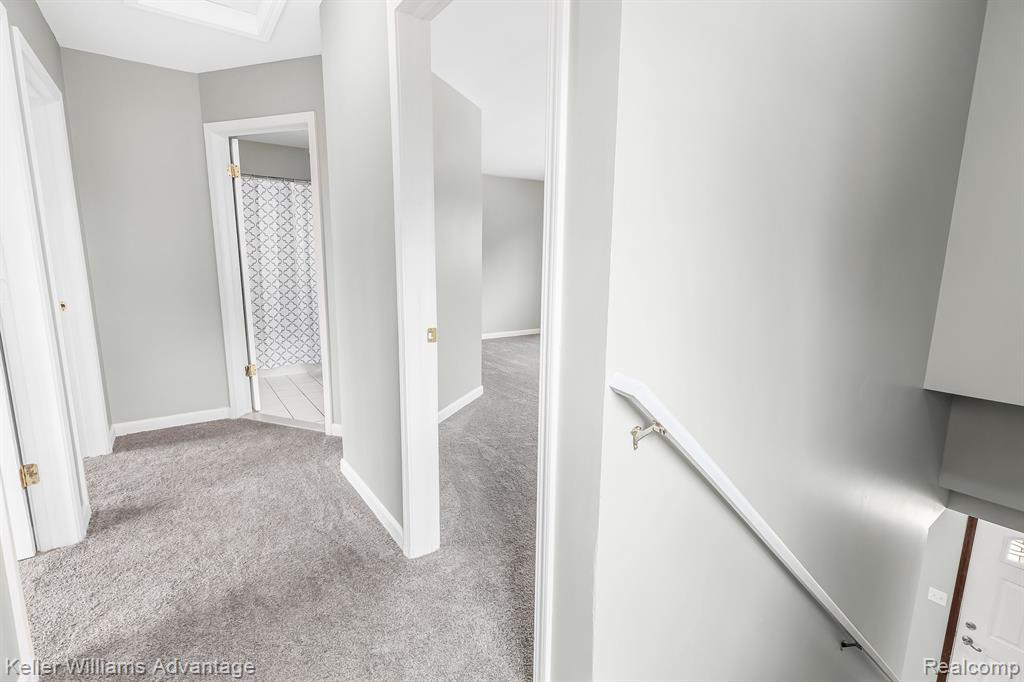 8040 Stephens Warren, MI 48089 - Photo 19 of 26 Gallery Image 19