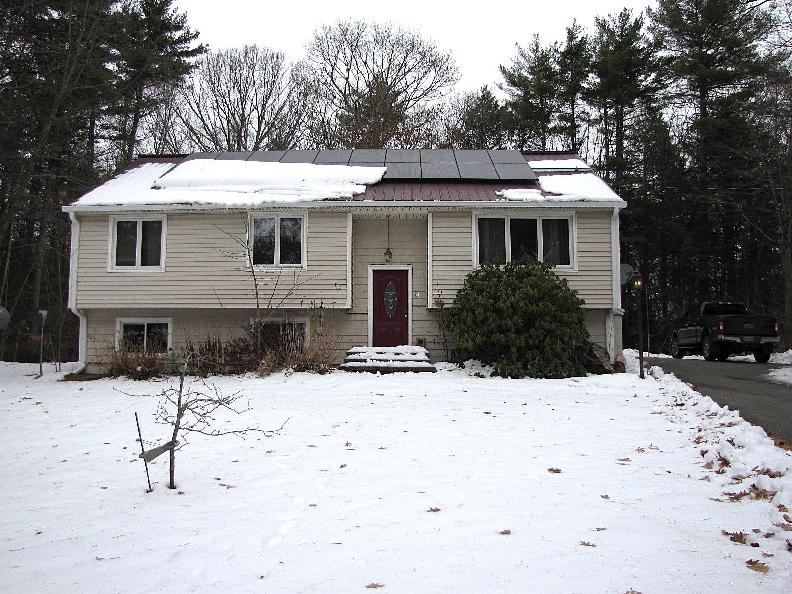 14 Country Acres Road Sandown, NH 03873 - Photo 28 of 34