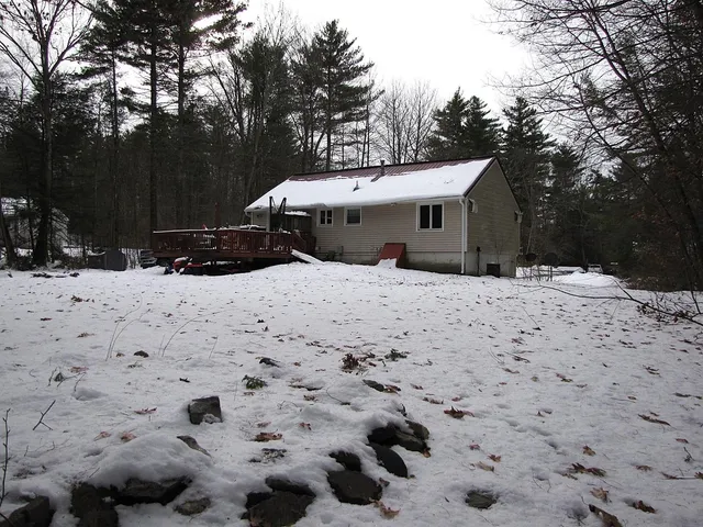 $530,000 | 14 Country Acres Road, Sandown, NH 03873