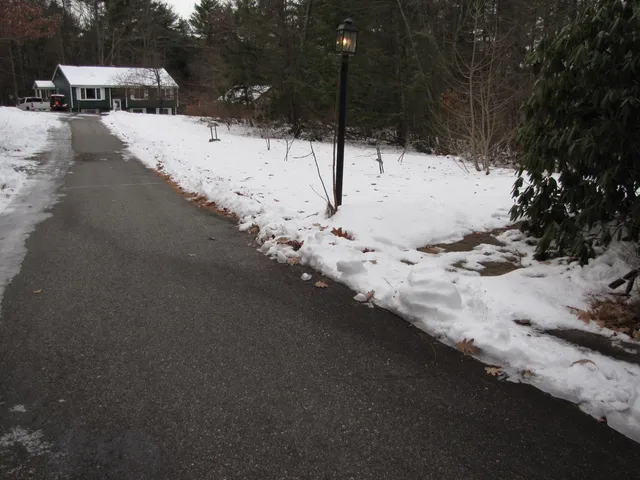 $530,000 | 14 Country Acres Road, Sandown, NH 03873