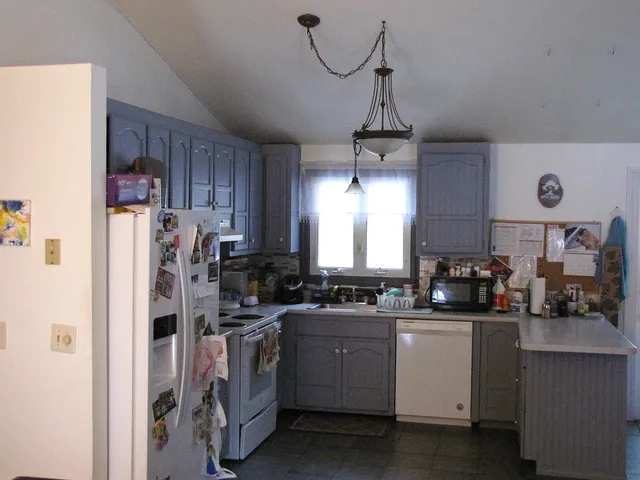 $530,000 | 14 Country Acres Road, Sandown, NH 03873