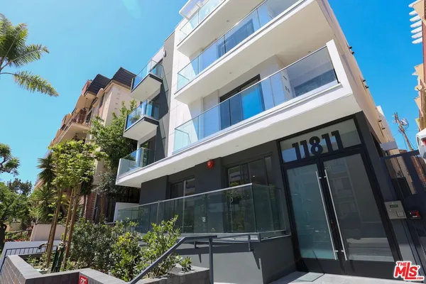 $5,395 | 11811 Dorothy Street, Unit 103, Los Angeles, CA 90049