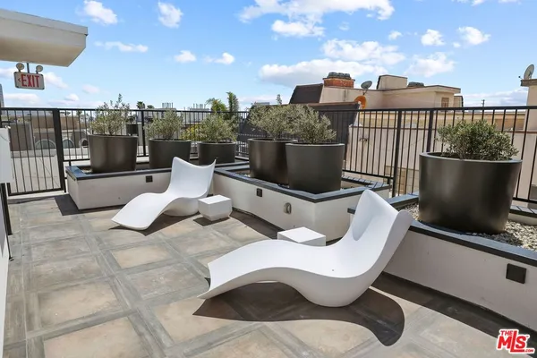 $5,395 | 11811 Dorothy Street, Unit 103, Los Angeles, CA 90049