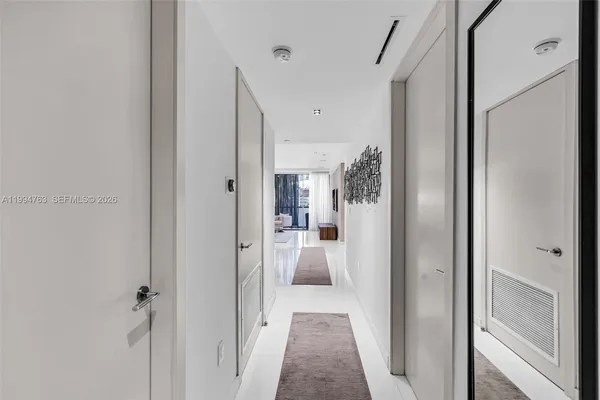 $9,200 | 350 Meridian Avenue, Unit 202, Miami Beach, FL 33139