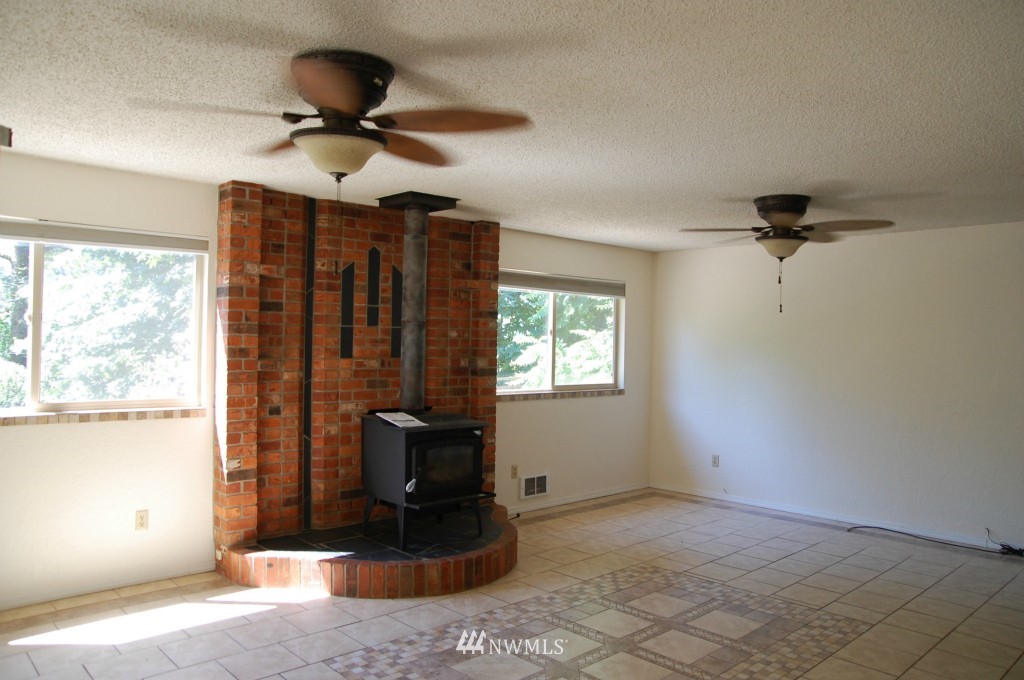 26923 Fern Bluff Road Monroe, WA 98272 - Photo 11 of 25 Gallery Image 11