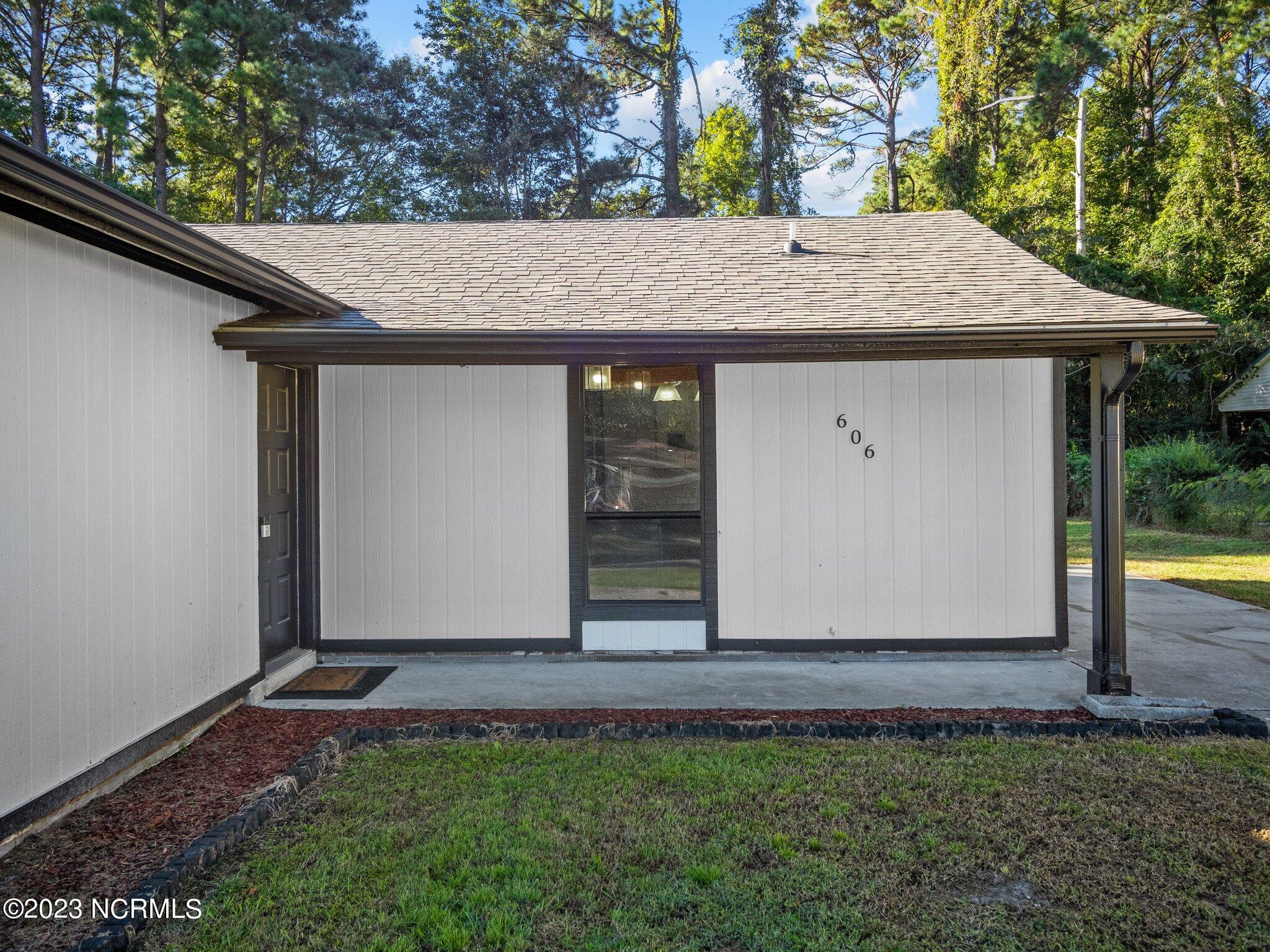 606 Brynn Marr Road Jacksonville, NC 28546 - Photo 14 of 54 16-web-or-mls-PA172295