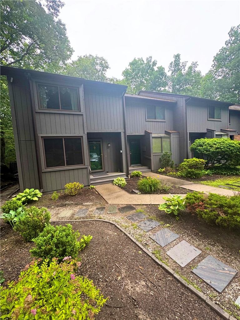 5 Wake Robin Road, Unit 802 Lincoln, RI 02865 - Photo 2 of 32