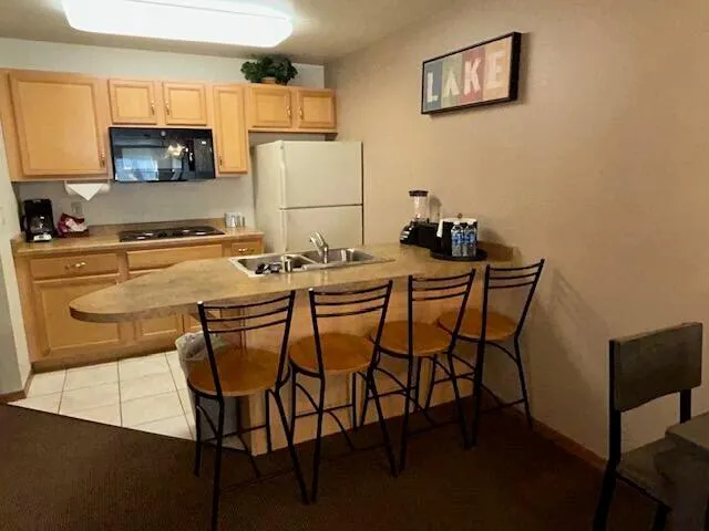 $118,900 | 7020 Grand Geneva Way, Unit 350, Lyons, WI 53147