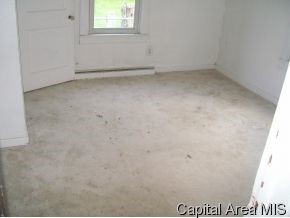 3018 Hoover Avenue Springfield, IL 62703 - Photo 5 of 6 Gallery Image 5
