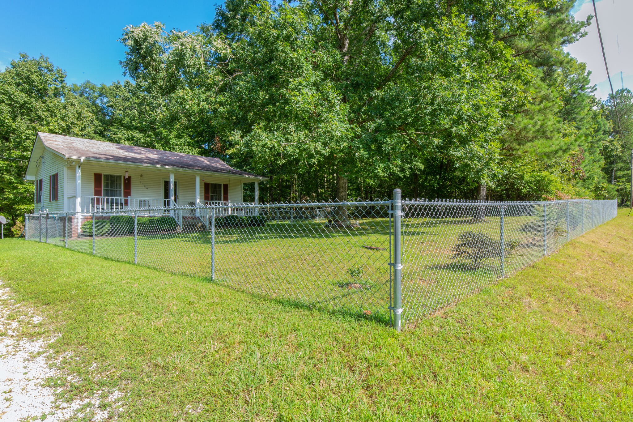 5780 Washer Road Centerville, TN 37033 - Photo 4 of 25 Gallery Image 4